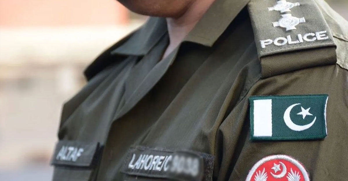 পাকিস্তানে সন্ত্রাসী হামলায় পুলিশ নিহত